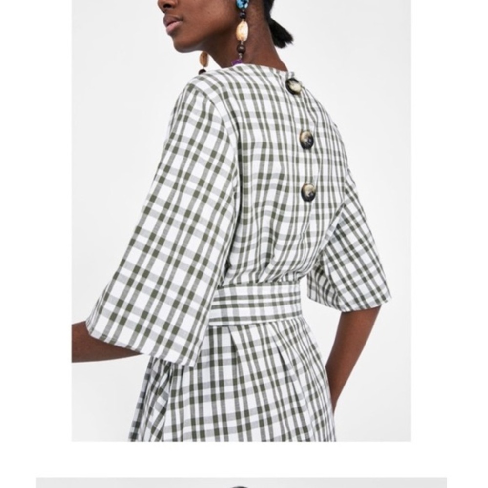 Chic Zara Green & White Checked Midi Dress with Stunning Back Button Detail